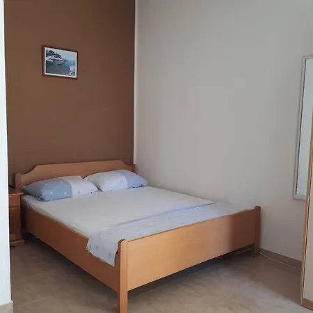 Veronika Apartament *