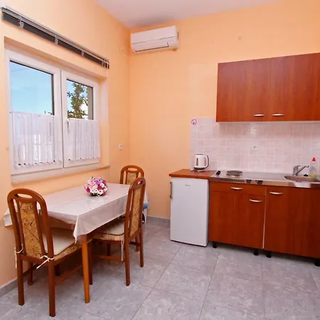 Veronika Apartment