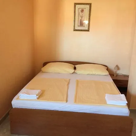 Veronika Apartment