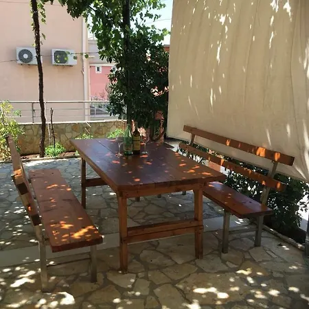Veronika Apartment